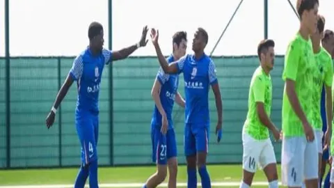 英甲激战：彼得堡联8胜7负，能否打破历史魔咒再创辉煌？